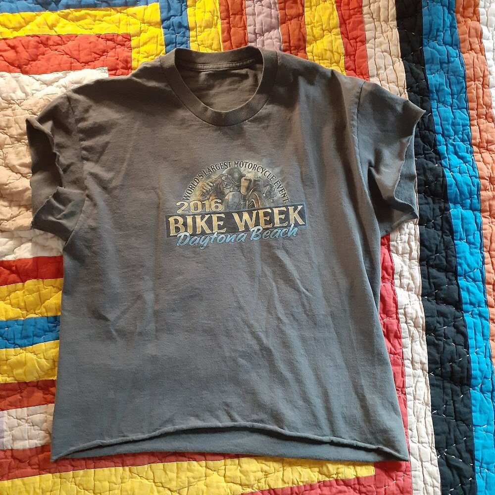 2016 Bikeweek T-Shirt Size Large (L) Cropped